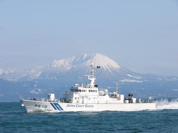 日方以“扩警”之名行军事化之实